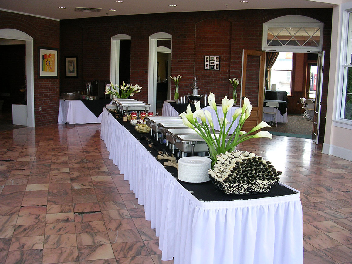 Buffet in the atrium