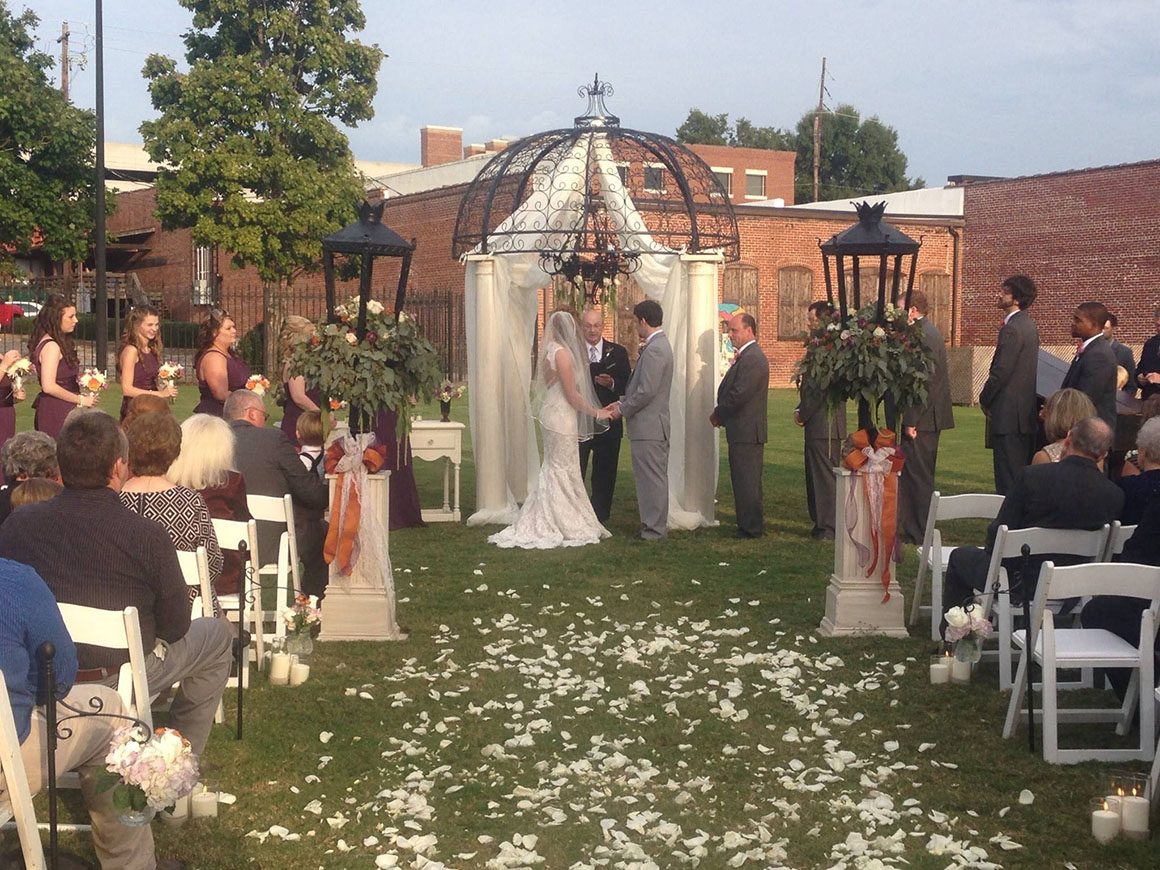Outdoor Wedding Ceremony1